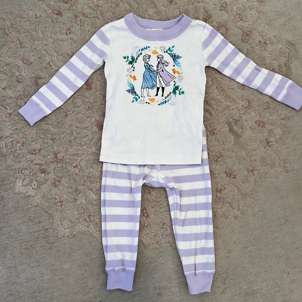 Hanna Andersson Frozen II Pajamas 2T